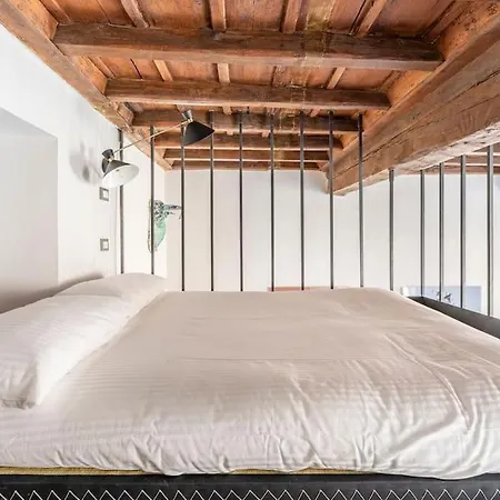 Monti Art Loft *